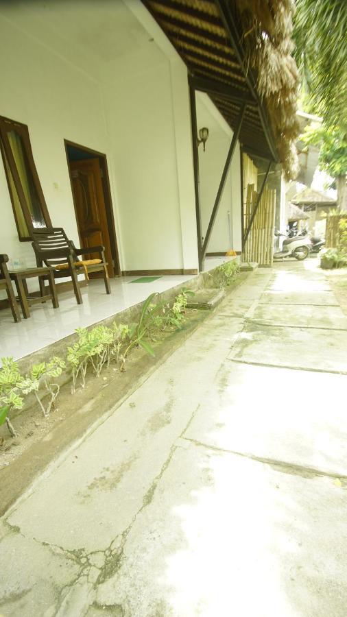 Mimi Kuta Homestay Extérieur photo