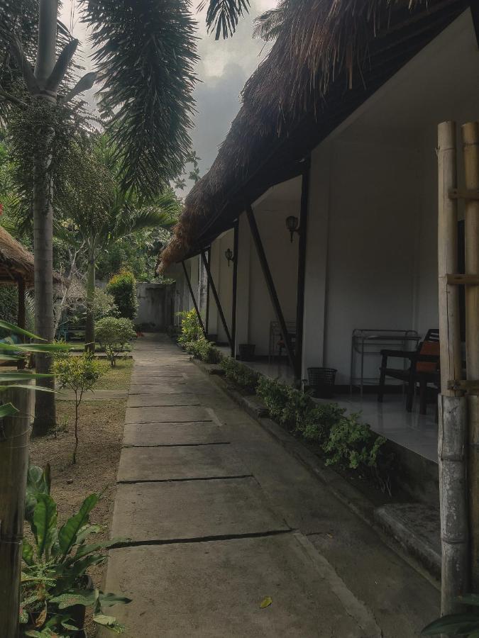 Mimi Kuta Homestay Extérieur photo