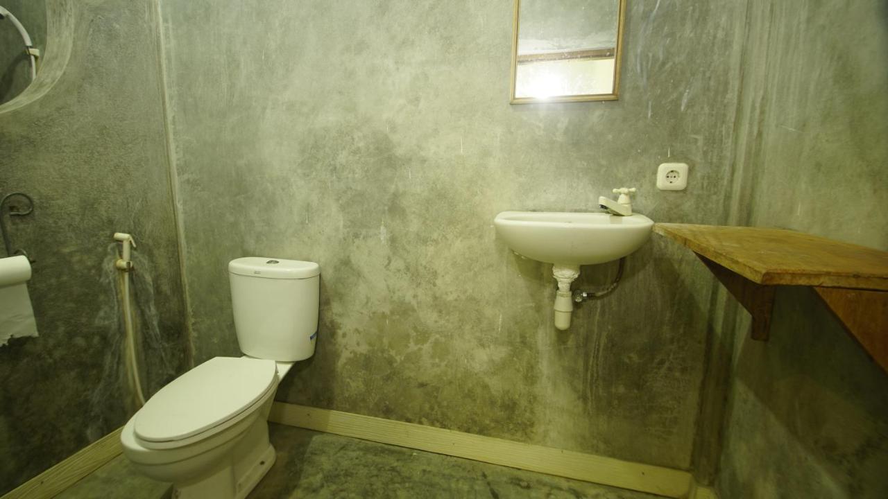Mimi Kuta Homestay Extérieur photo